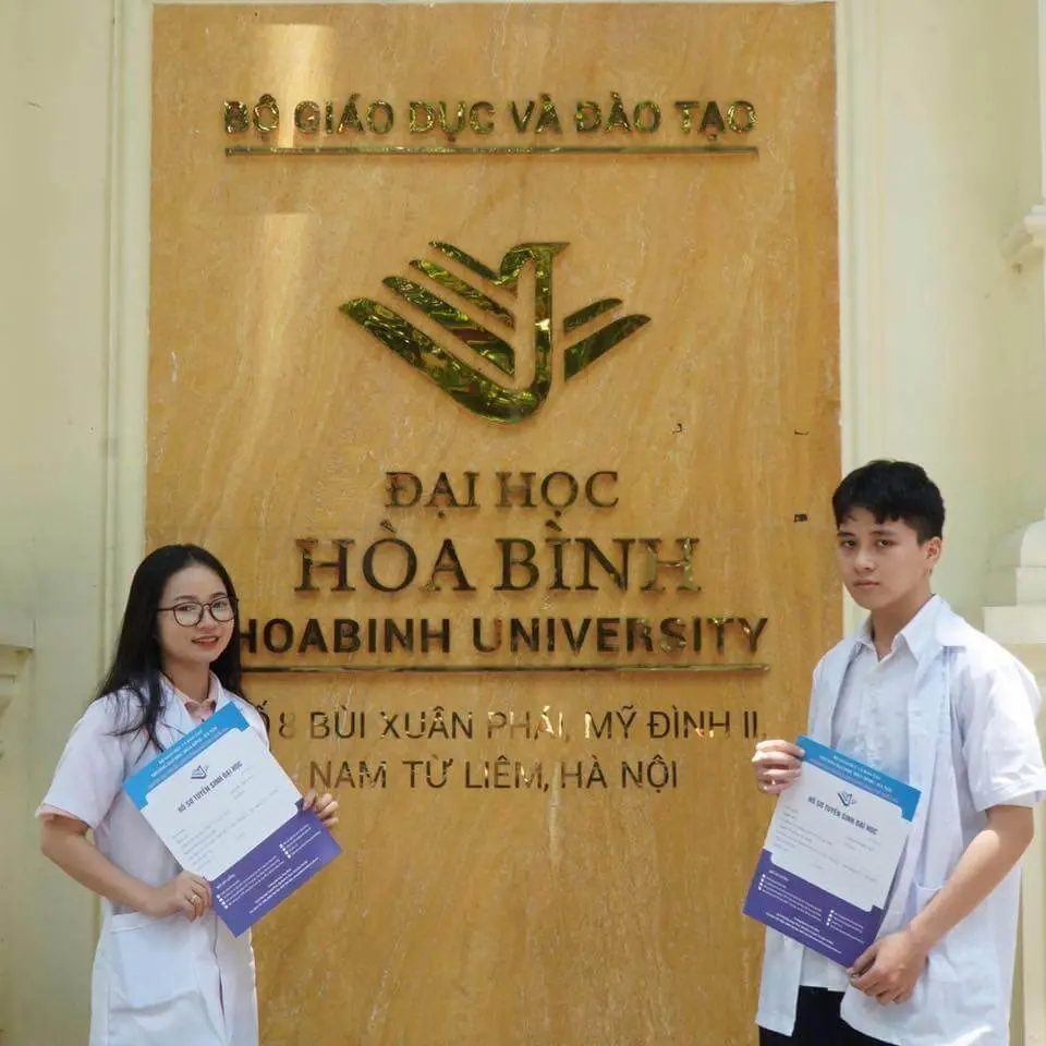 Đại học  Hòa Bình