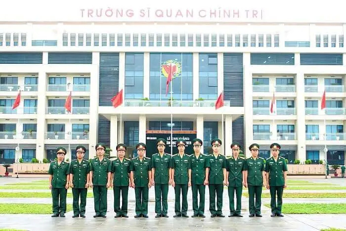 Đại học Chính trị