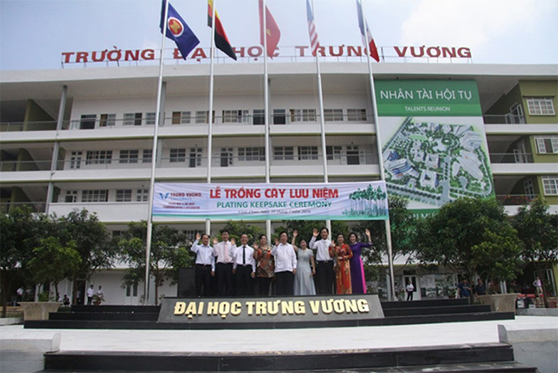 Đại học Trưng Vương