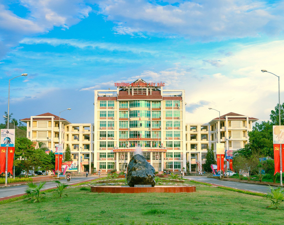 Đại học Tây Bắc