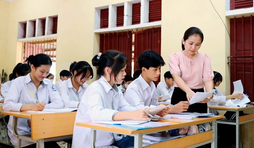 Gỡ rào cản chuyển trường với học sinh học Chương trình mới