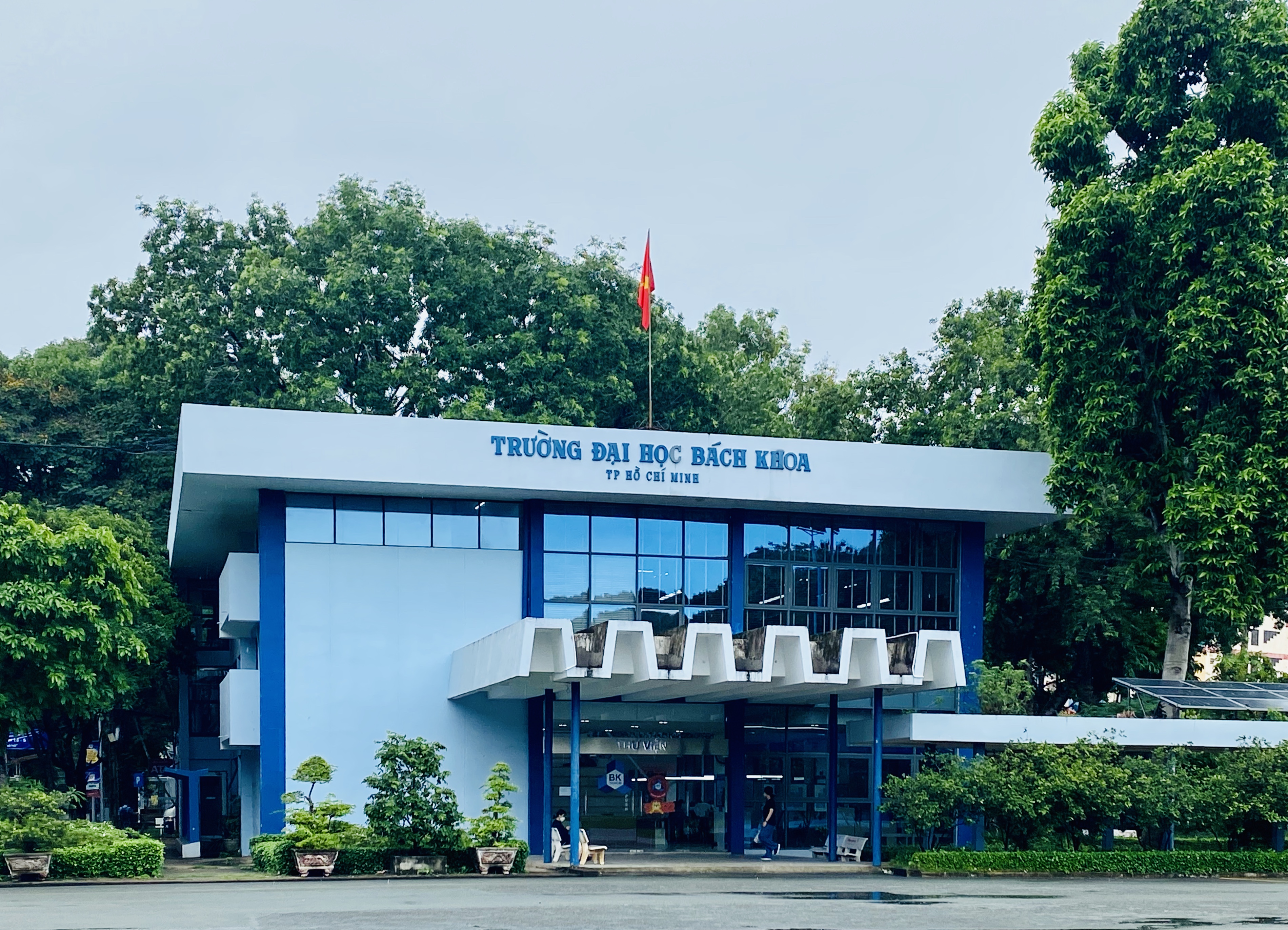 TRƯỜNG ĐẠI HỌC BÁCH KHOA - ĐẠI HỌC QUỐC GIA TP.HCM