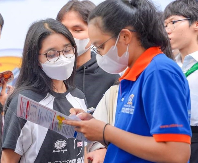 Trường ĐH KHXH&NV đổi tên ngành ‘chất lượng cao’, trường ĐH Kinh tế - Luật mở ngành mới Quản lý công