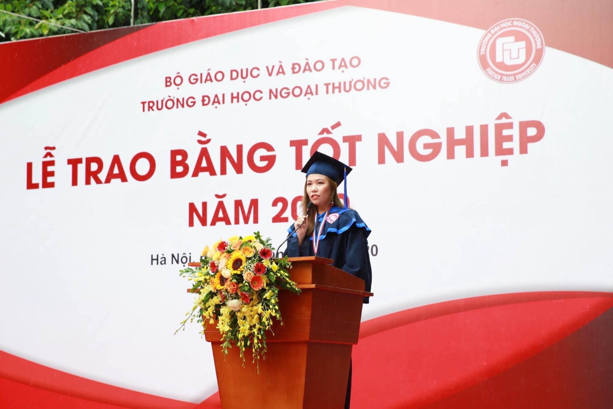  7 năm đi học không mất phí của thủ khoa điểm tuyệt đối Đại học Ngoại thương