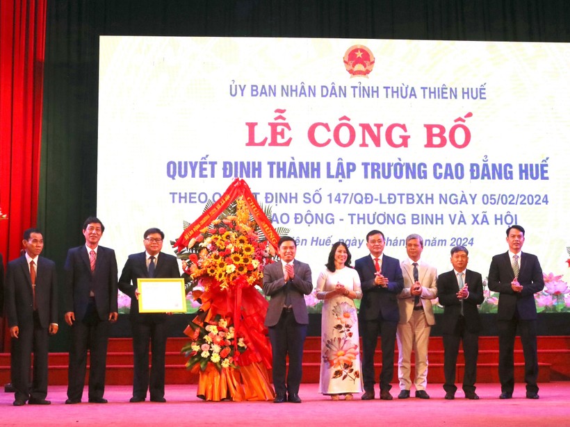 Công bố thành lập Trường Cao đẳng Huế