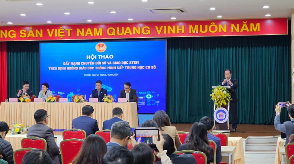 Hà Nội: Nâng cao chuyển đổi số giáo dục tại cấp Trung học Cơ sở