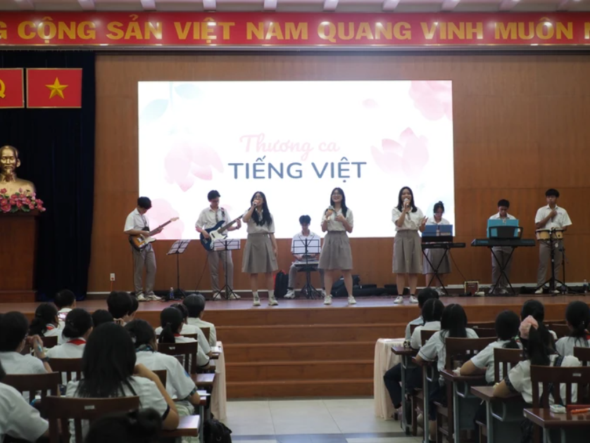 Học sinh trải nghiệm mới về trí tuệ nhân tạo thông qua lĩnh vực nghệ thuật