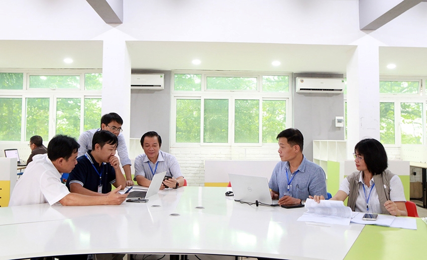 Hơn 2.100 học sinh 54 tỉnh, thành tham gia Cuộc thi Hue-ICT Challenge 2024