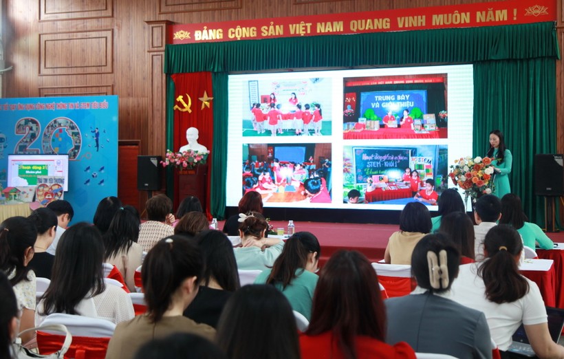 Hội thảo có sự tham dự của hàng trăm giáo viên tiểu học trên địa bàn quận Hoàng Mai và huyện Ứng Hòa.